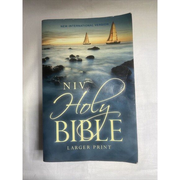 Larger Print Bible-NIV by Zondervan used - Picture 2 of 10